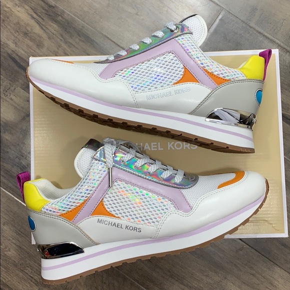 MICHAEL KORS WILMA TRAINER METALLIC PU OPT/SILVER - Picture 5 of 16